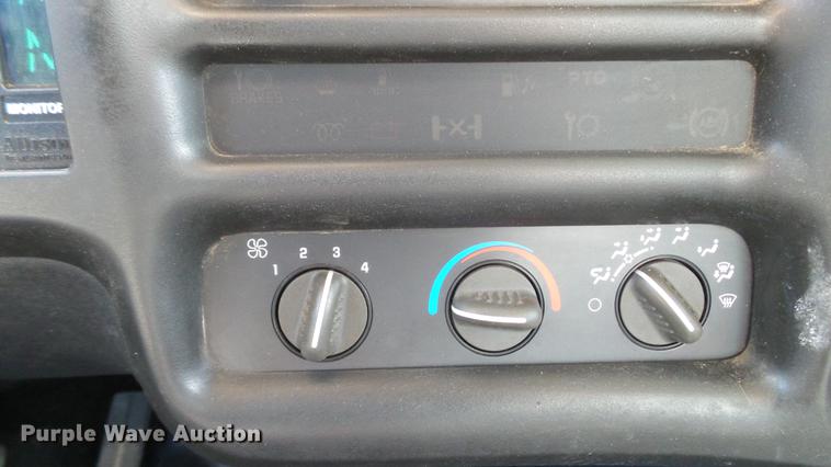 image for item DE4892 2008 GMC C8500 dump truck