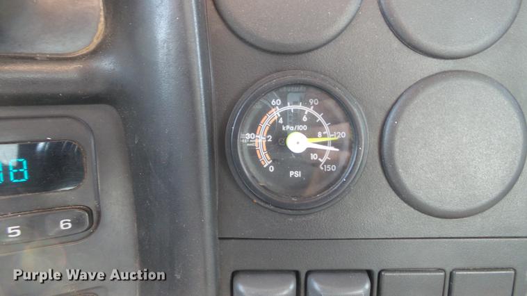 image for item DE4892 2008 GMC C8500 dump truck