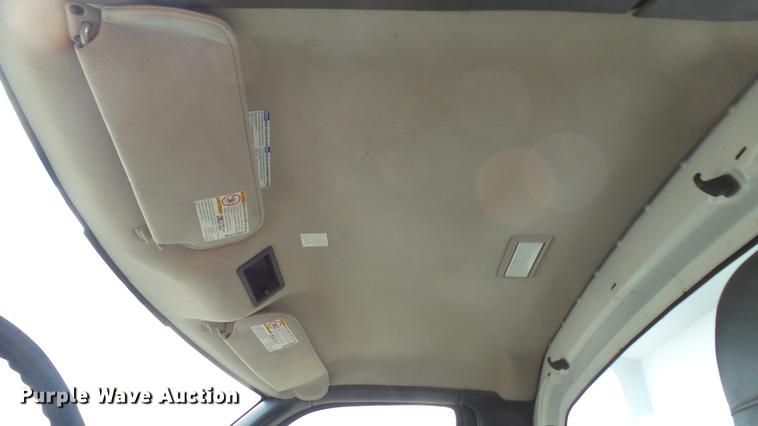 image for item DE4892 2008 GMC C8500 dump truck