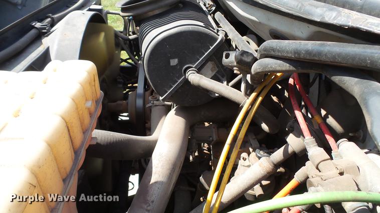 image for item DE4892 2008 GMC C8500 dump truck