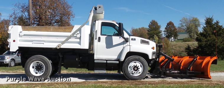 image for item DE4935 2008 Chevrolet C8500 dump truck