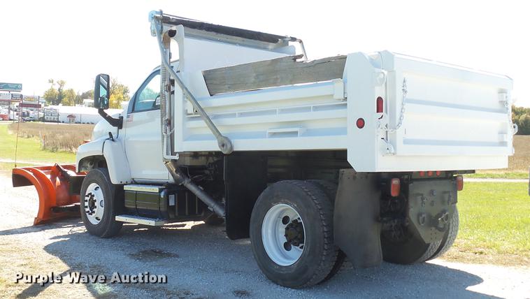 image for item DE4935 2008 Chevrolet C8500 dump truck