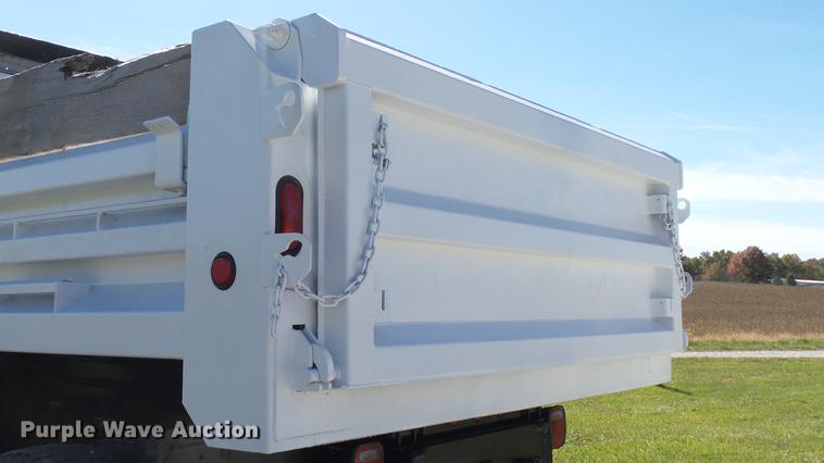 image for item DE4935 2008 Chevrolet C8500 dump truck