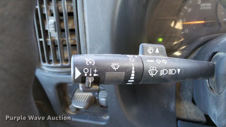 image for item DE4935 2008 Chevrolet C8500 dump truck