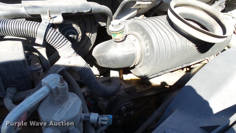 image for item DE4935 2008 Chevrolet C8500 dump truck