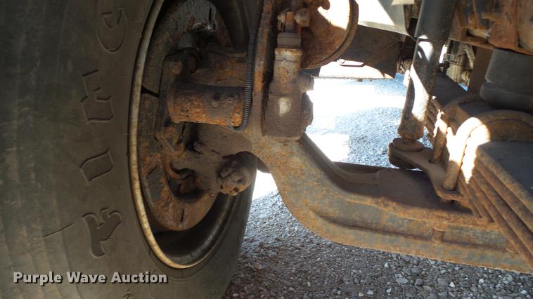 image for item DE4935 2008 Chevrolet C8500 dump truck