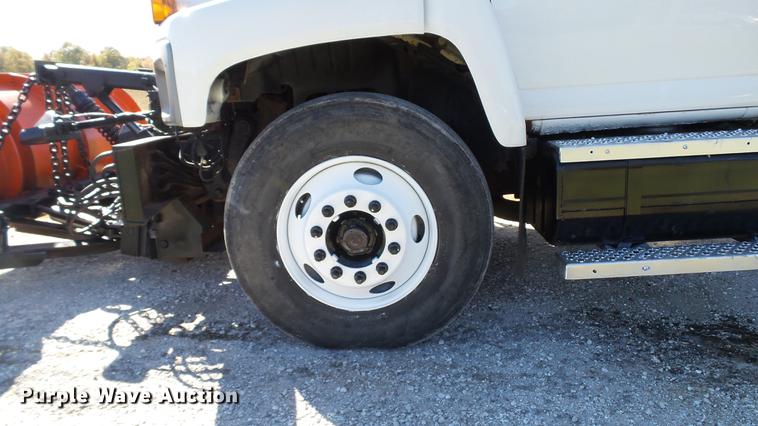 image for item DE4935 2008 Chevrolet C8500 dump truck