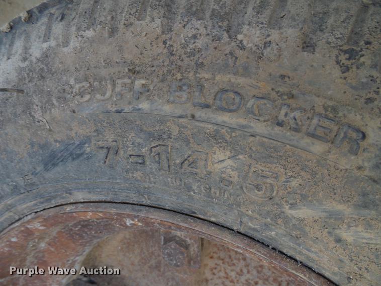 image for item DE5276 1987 Wells Cargo WW1611 office trailer