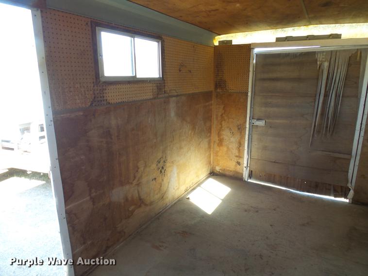 image for item DE5276 1987 Wells Cargo WW1611 office trailer