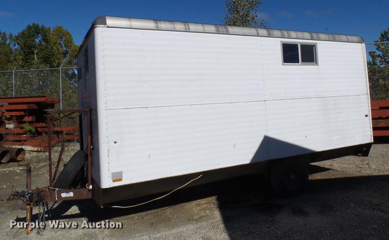 image for item DE5279 1993 Wells Cargo WW1611 enclosed cargo trailer