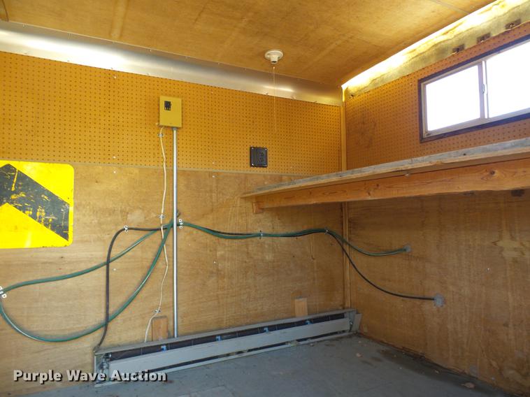 image for item DE5279 1993 Wells Cargo WW1611 enclosed cargo trailer