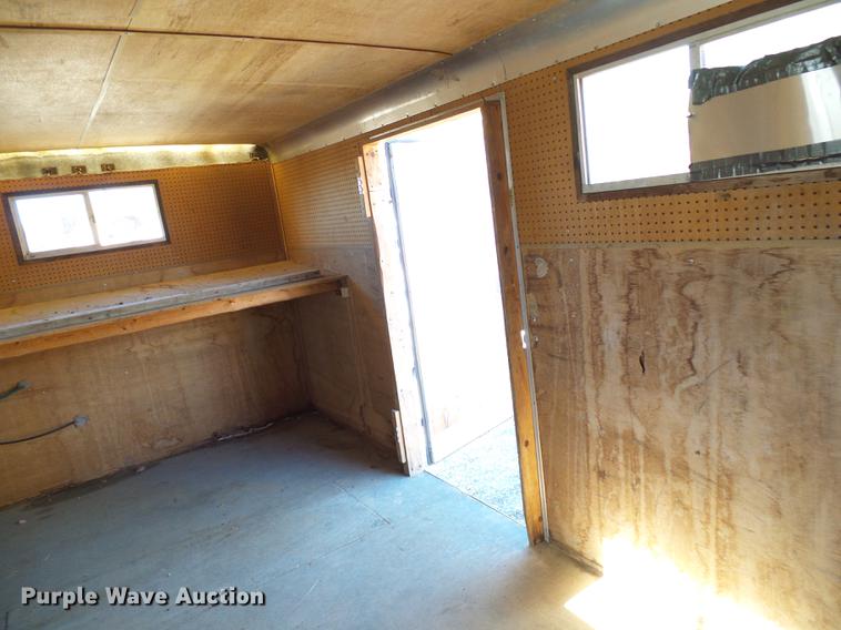 image for item DE5279 1993 Wells Cargo WW1611 enclosed cargo trailer