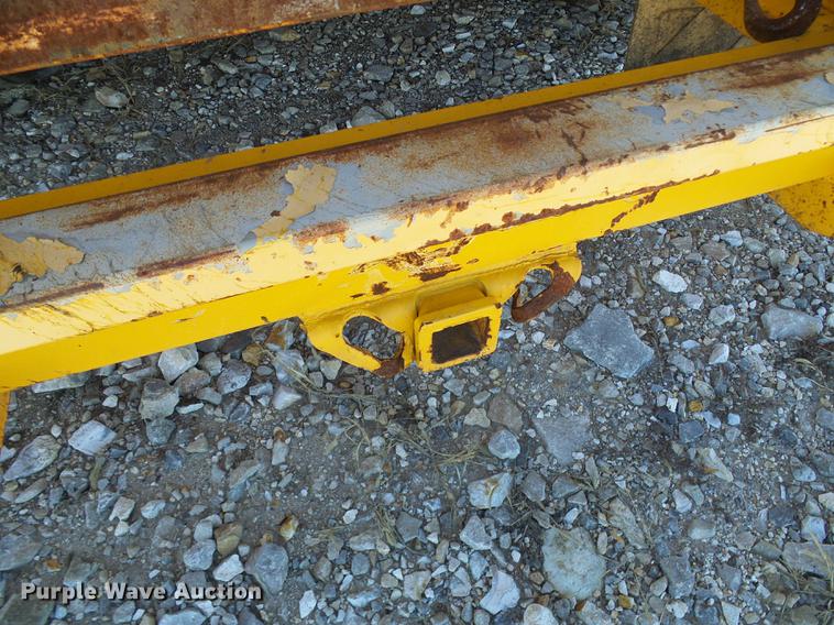 image for item DE5294 2004 International 4300 vacuum truck