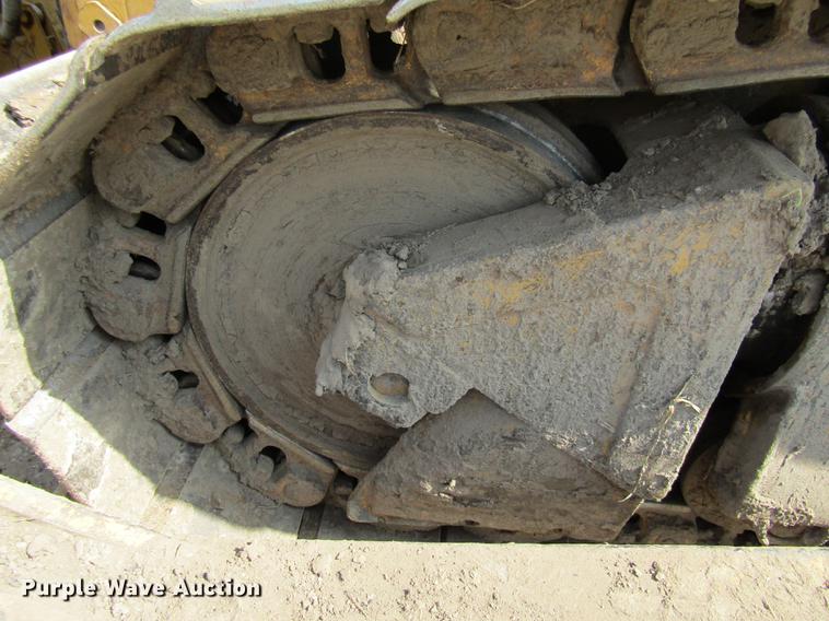 image for item DE5852 1985 Caterpillar D6H dozer