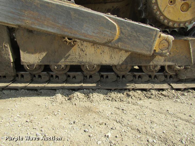 image for item DE5852 1985 Caterpillar D6H dozer