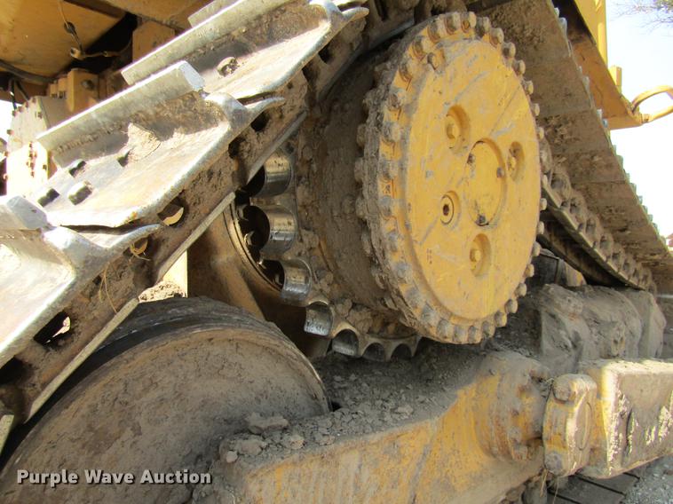 image for item DE5852 1985 Caterpillar D6H dozer
