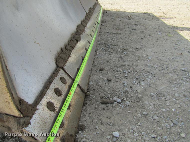 image for item DE5852 1985 Caterpillar D6H dozer