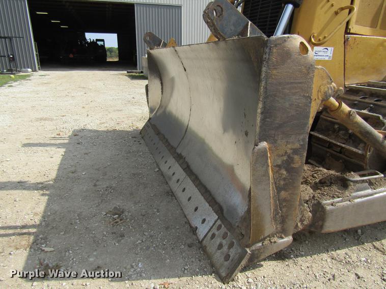 image for item DE5852 1985 Caterpillar D6H dozer