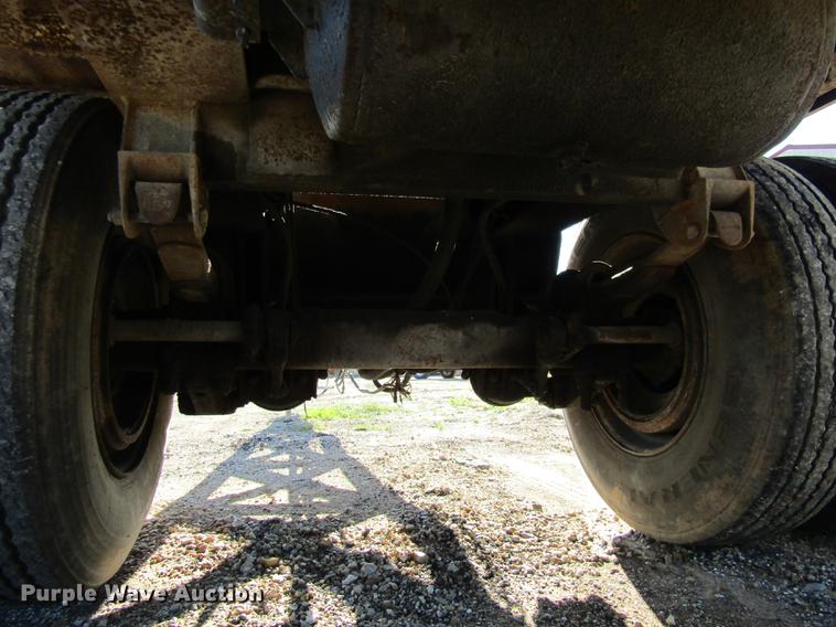 image for item DE5863 1998 shop built end dump pup trailer