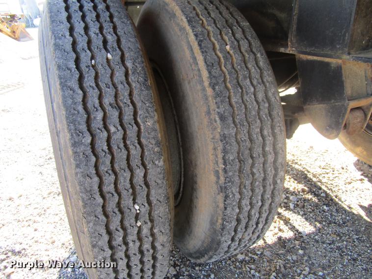 image for item DE5863 1998 shop built end dump pup trailer