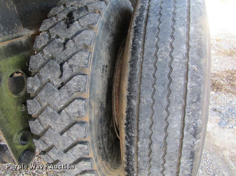 image for item DE5863 1998 shop built end dump pup trailer