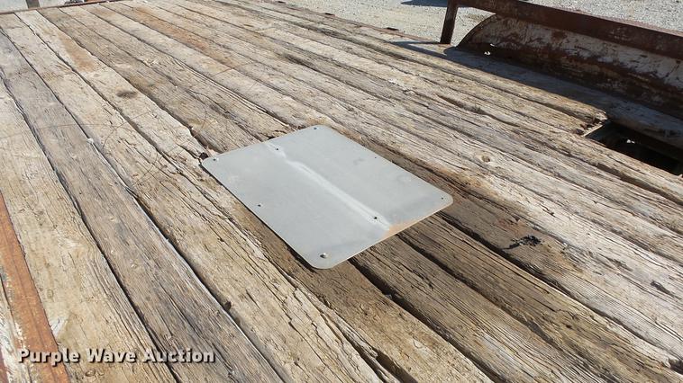 image for item DE7275 2003 PJ utility trailer