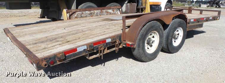 image for item DE7275 2003 PJ utility trailer