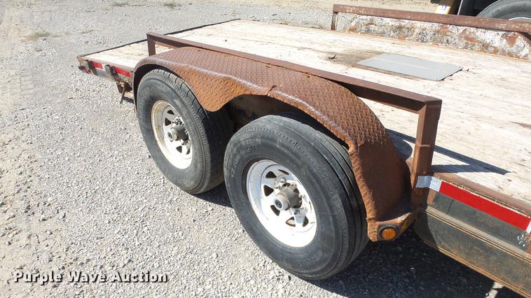 image for item DE7275 2003 PJ utility trailer