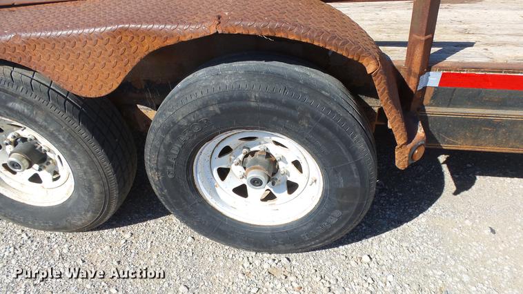 image for item DE7275 2003 PJ utility trailer