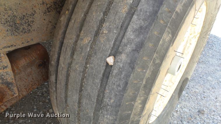 image for item DE7275 2003 PJ utility trailer