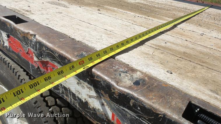 image for item DE7276 1990 International 4900 crane truck