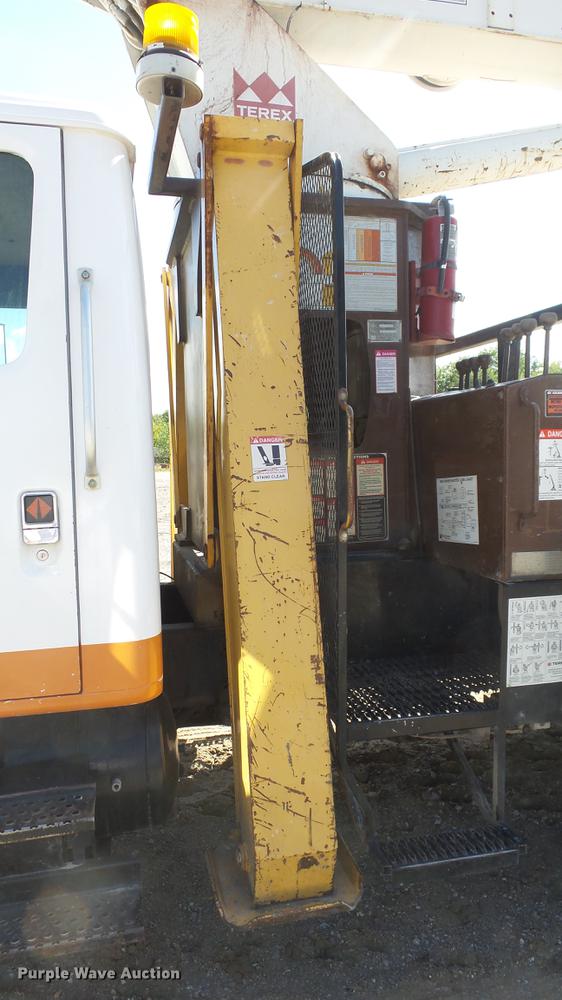 image for item DE7276 1990 International 4900 crane truck