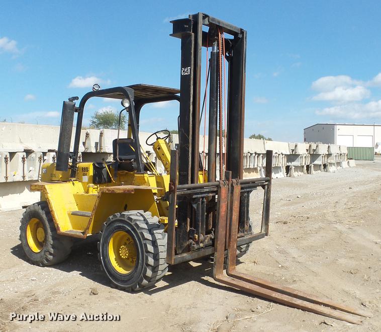 image for item DE7279 Caterpillar R80 forklift