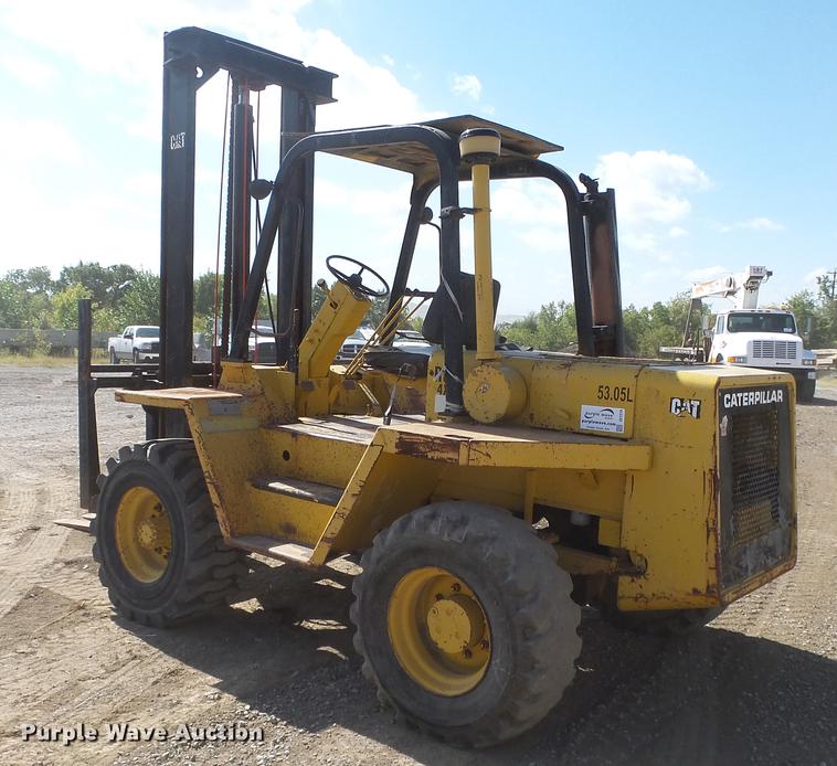 image for item DE7279 Caterpillar R80 forklift