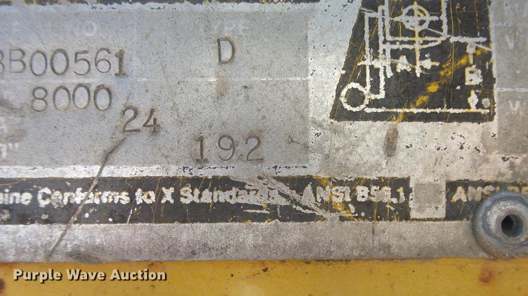 image for item DE7279 Caterpillar R80 forklift