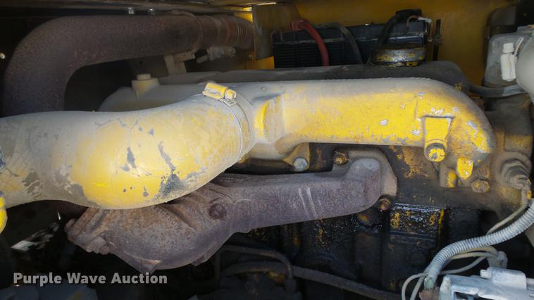 image for item DE7279 Caterpillar R80 forklift