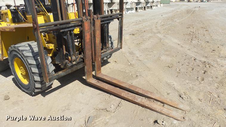 image for item DE7279 Caterpillar R80 forklift