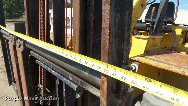 image for item DE7279 Caterpillar R80 forklift