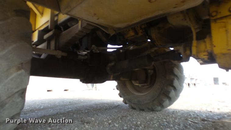image for item DE7279 Caterpillar R80 forklift