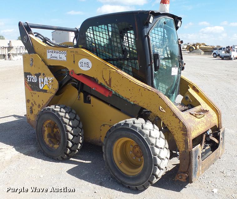 image for item DE7282 2012 Caterpillar 272D skid steer