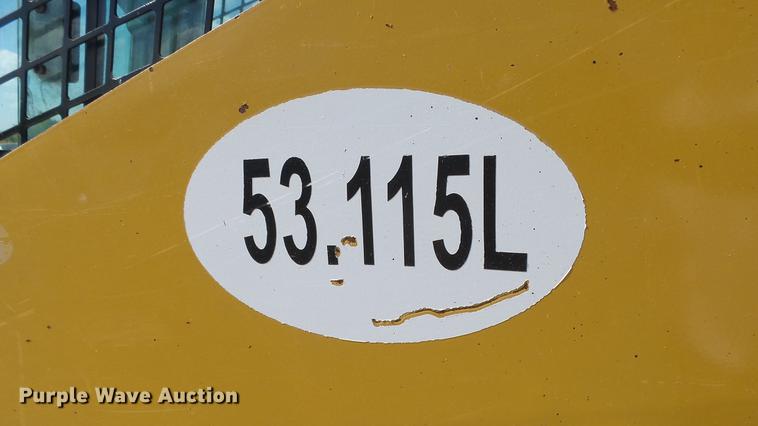 image for item DE7282 2012 Caterpillar 272D skid steer