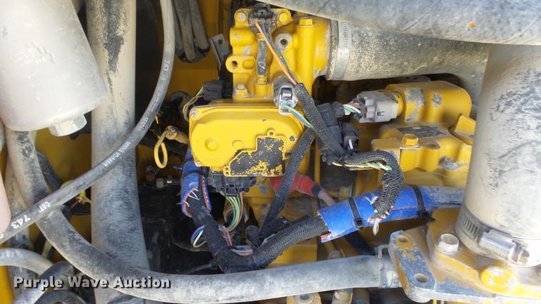 image for item DE7282 2012 Caterpillar 272D skid steer