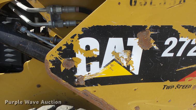 image for item DE7282 2012 Caterpillar 272D skid steer