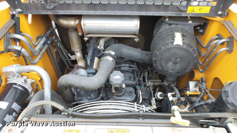 image for item DE7293 2012 Case TR270 skid steer