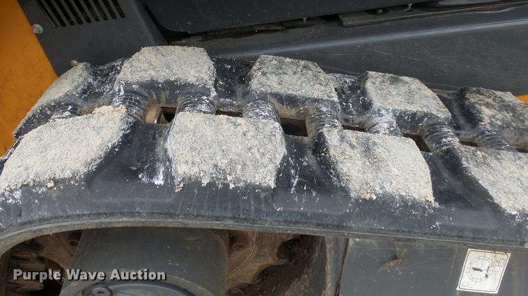image for item DE7293 2012 Case TR270 skid steer