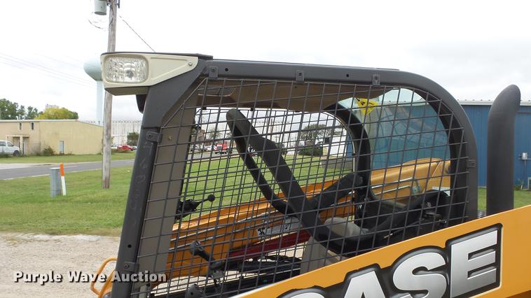 image for item DE7293 2012 Case TR270 skid steer