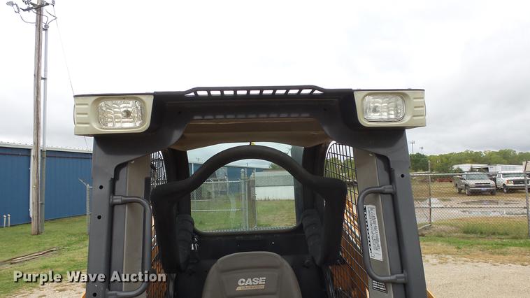 image for item DE7293 2012 Case TR270 skid steer