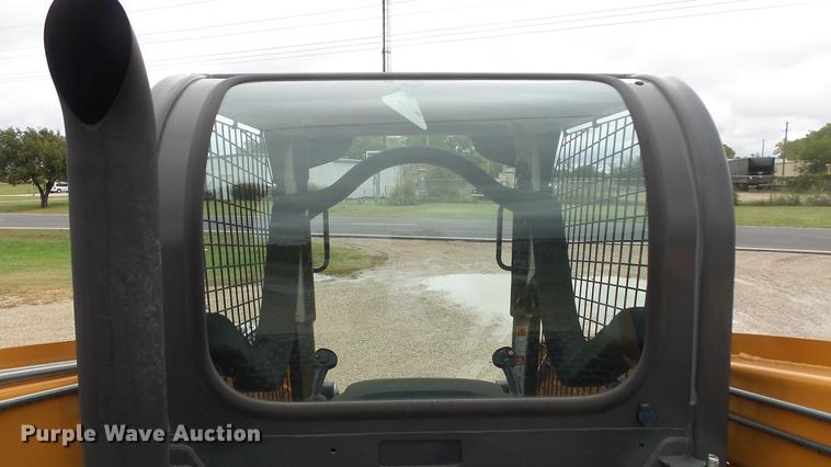 image for item DE7293 2012 Case TR270 skid steer