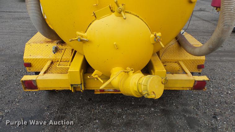 image for item DE7294 2000 Vactron PMD800 vacuum excavator