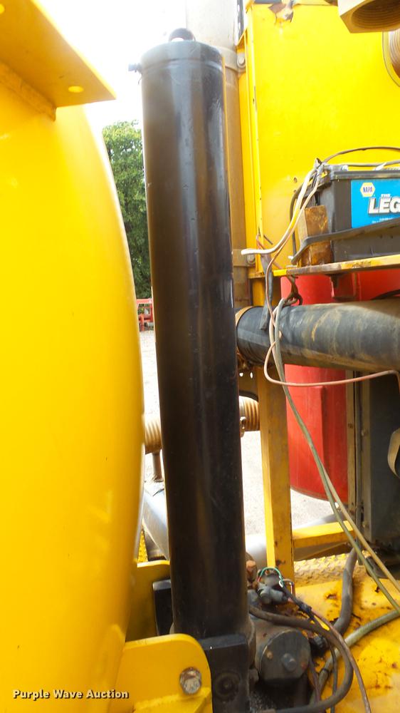 image for item DE7294 2000 Vactron PMD800 vacuum excavator